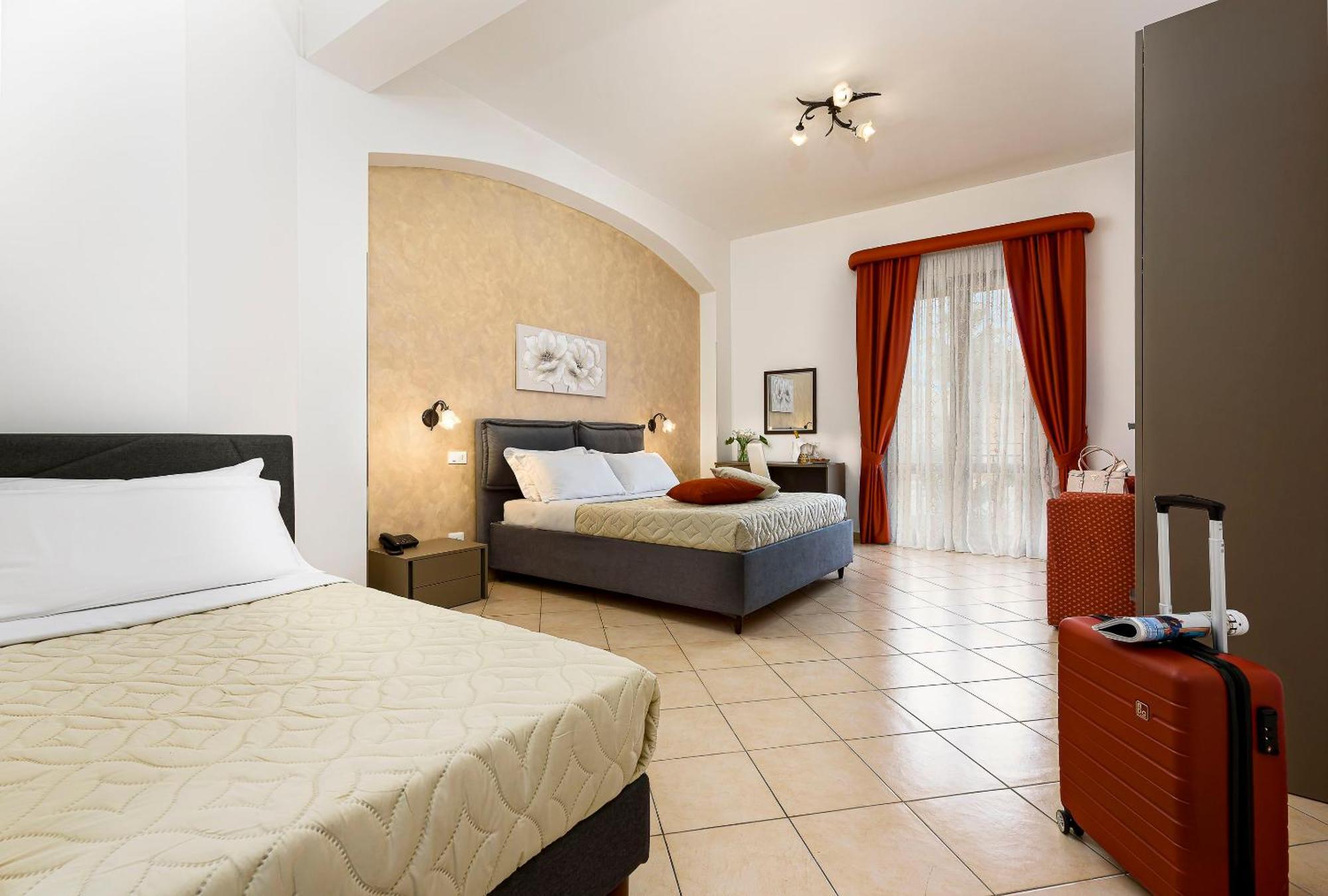 Standard Quadruple Room,1649951905:JPEG