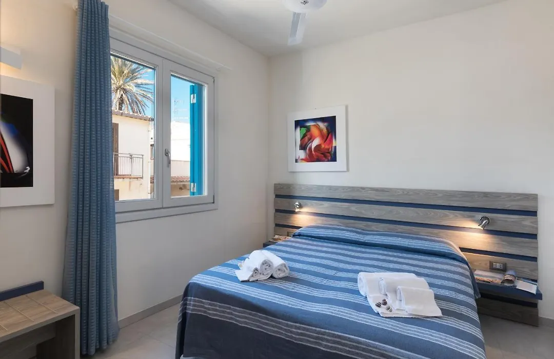 B&B Reef And Dream-1