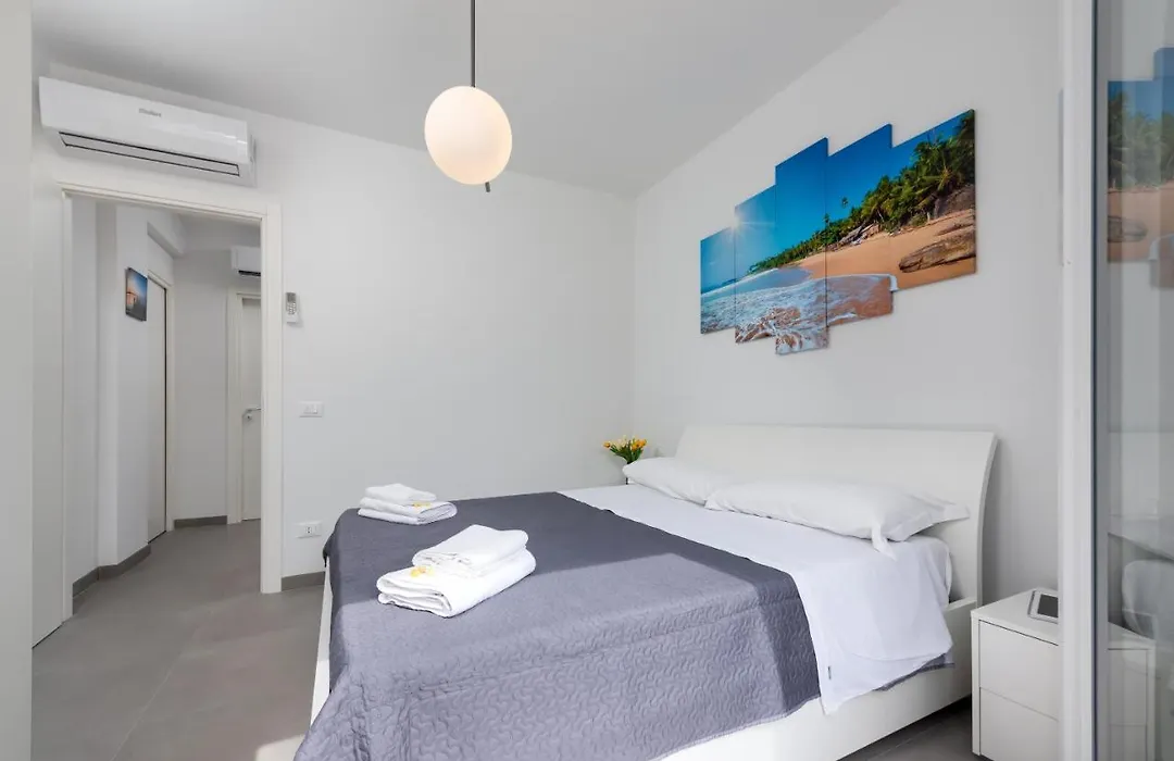 Savoia'S Apartments-1