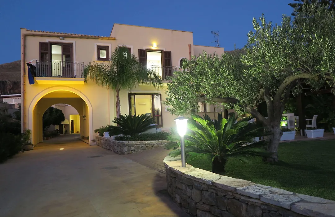 Trigrana Vacanze Hotel-1