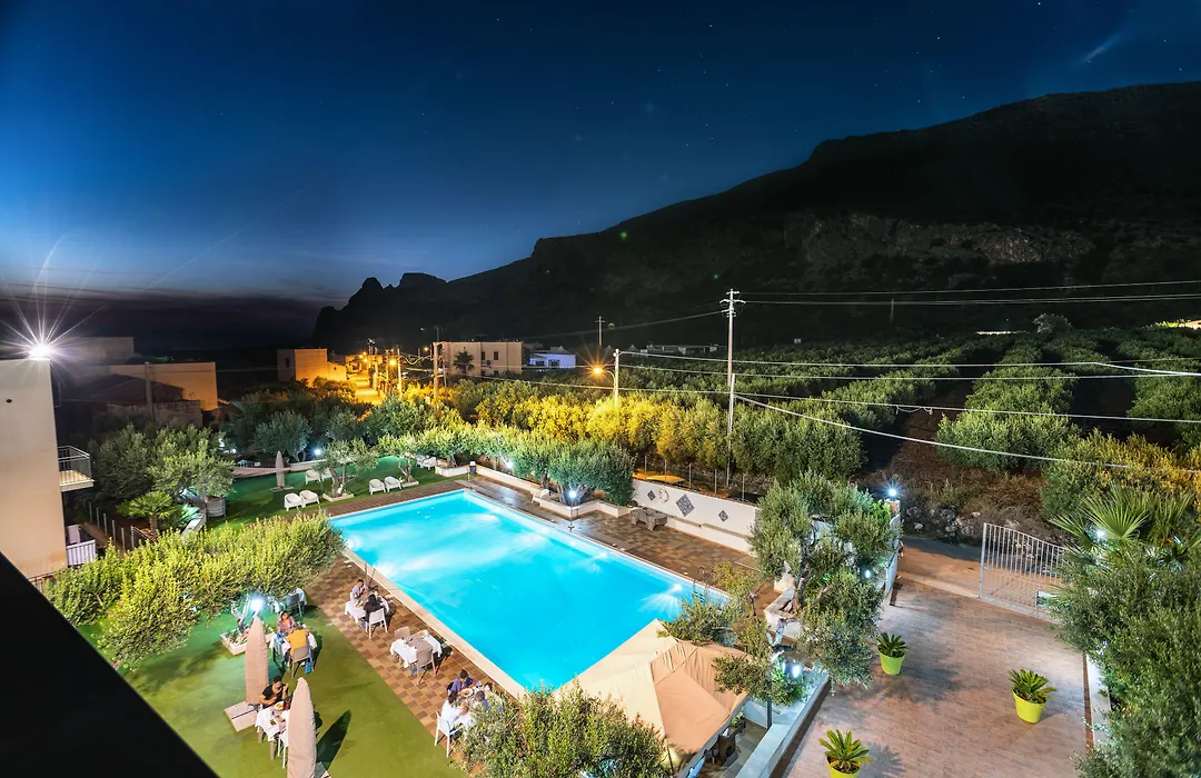 Hotel Achibea-1