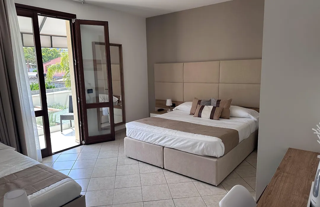 Hotel Baia Di Venere-1