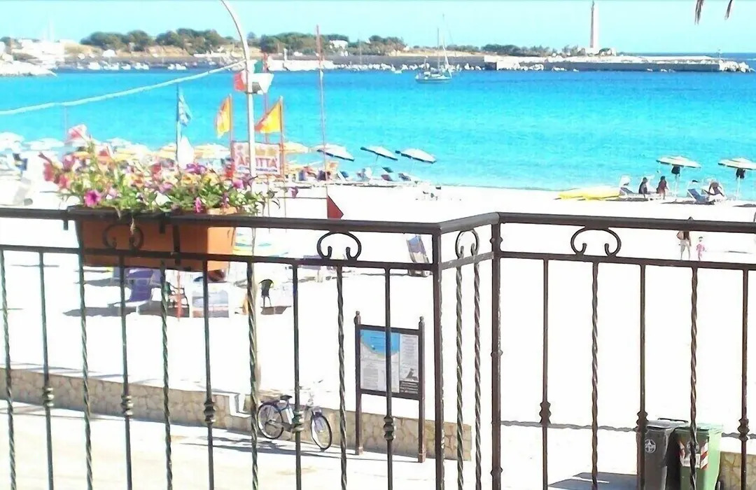 Hotel Riviera-1