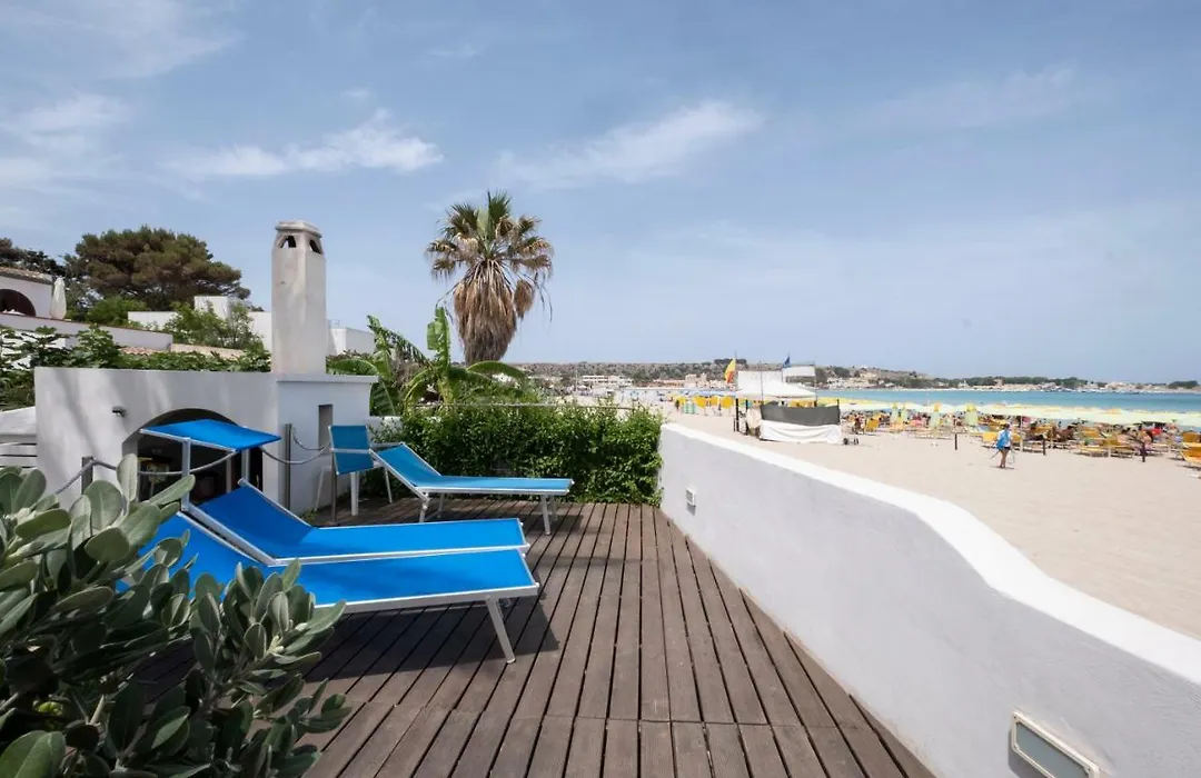 Villa Acquamarina sul mare-1