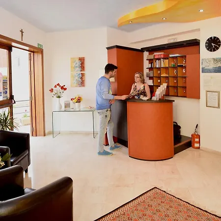 Hotel Halimeda-2